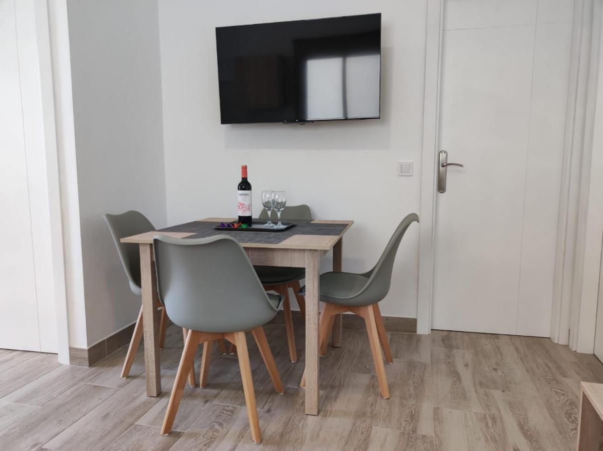 이코드레로스비노스 Casa Piramide 2. Terraza Wifi Y Parking Privado 빌라 외부 사진