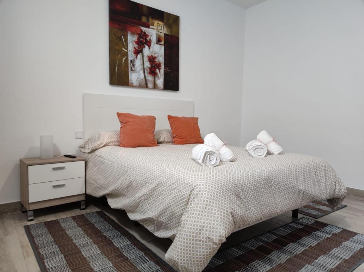 이코드레로스비노스 Casa Piramide 2. Terraza Wifi Y Parking Privado 빌라 외부 사진