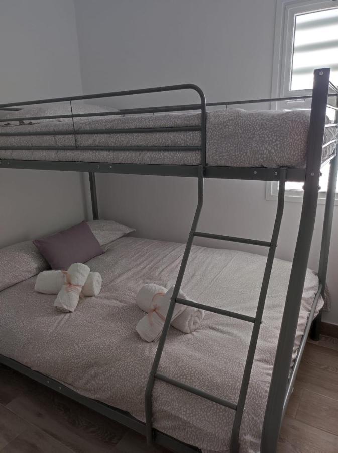 이코드레로스비노스 Casa Piramide 2. Terraza Wifi Y Parking Privado 빌라 외부 사진